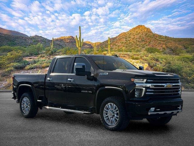 Used 2022 Chevrolet Silverado 2500 High Country w/ Z71 Off-Road Package AWD/4WD image 2