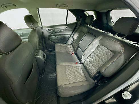 Used 2019 Chevrolet Equinox LT w/ LPO, Blackout Package FWD image 25