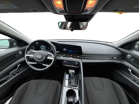 Used 2023 Hyundai Elantra SEL w/ Convenience Package image 24