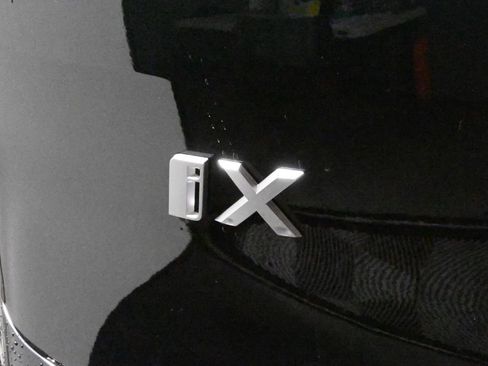 Used 2026 BMW iX xDrive45 w/ Premium Package image 38