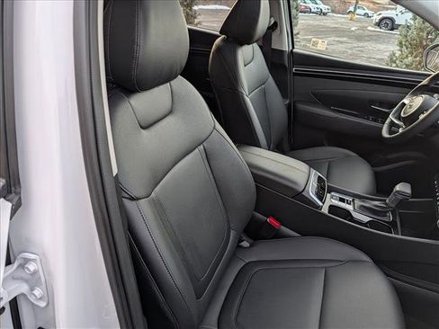 Certified 2024 Hyundai Tucson SEL w/ Convenience Package image 12