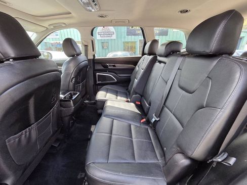 Used 2021 Kia Telluride EX AWD/4WD image 17