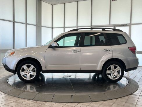 Used 2010 Subaru Forester 2.5X Limited image 4