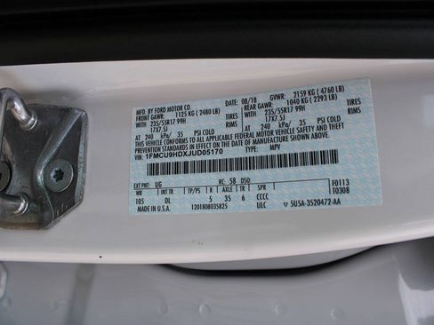Used 2018 Ford Escape SEL w/ Ford Safe & Smart Package AWD/4WD image 12