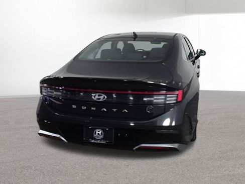 Used 2024 Hyundai Sonata SEL FWD image 9