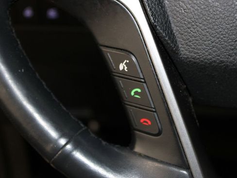 Used 2017 Hyundai Santa Fe Limited image 12