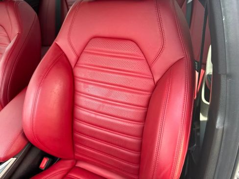 Used 2022 Alfa Romeo Giulia Veloce AWD/4WD image 32