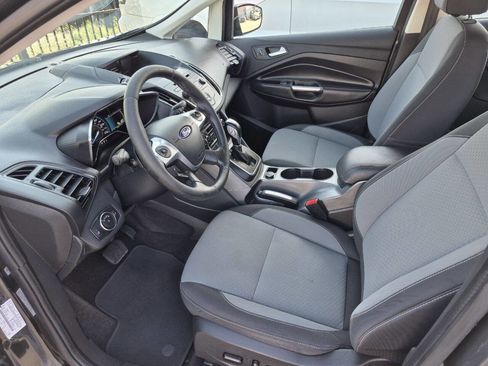 Used 2017 Ford C-MAX SE image 10