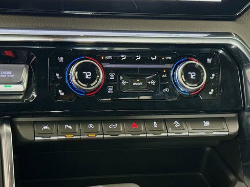 Used 2024 GMC Sierra 1500 Denali w/ Technology Package image 21