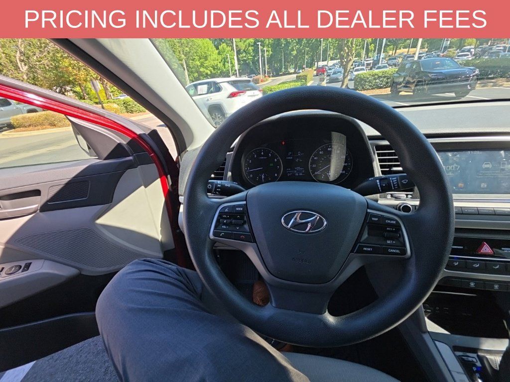 Used 2017 Hyundai Elantra SE FWD image 9