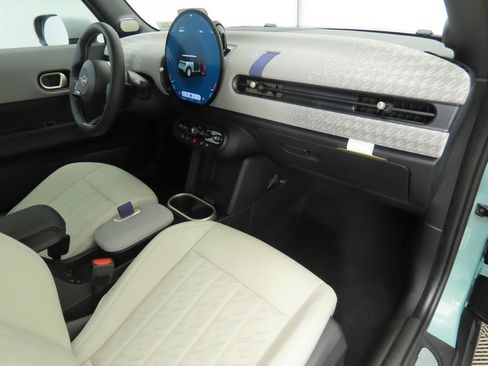 Used 2026 MINI Cooper S FWD image 23