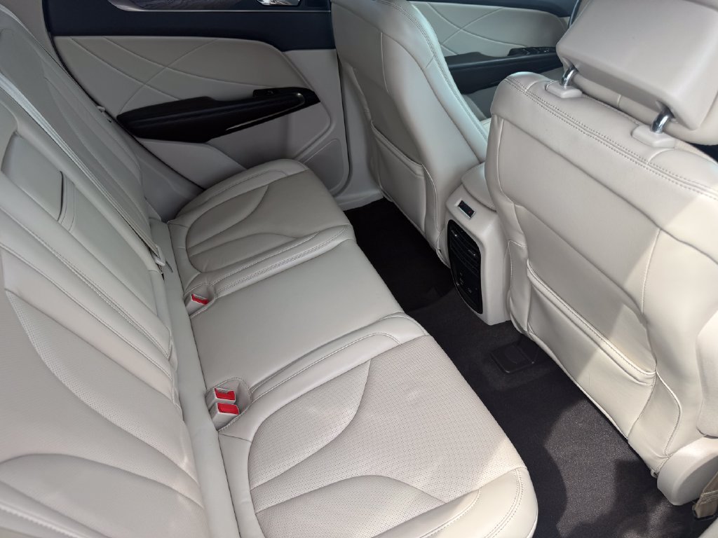 Used 2019 Lincoln MKC Reserve w/ MKC Climate Package AWD/4WD image 21