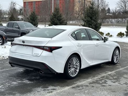 Used 2022 Lexus IS 300 AWD w/ Premium Package image 34