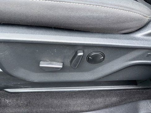 Used 2025 Ford F150 XLT w/ Equipment Group 302A MID image 25