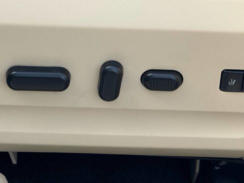 Used 2015 Ford Expedition EL Limited w/ Equipment Group 301A image 9