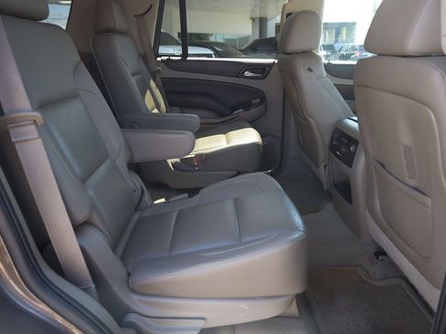 Used 2015 Chevrolet Tahoe LTZ RWD image 18