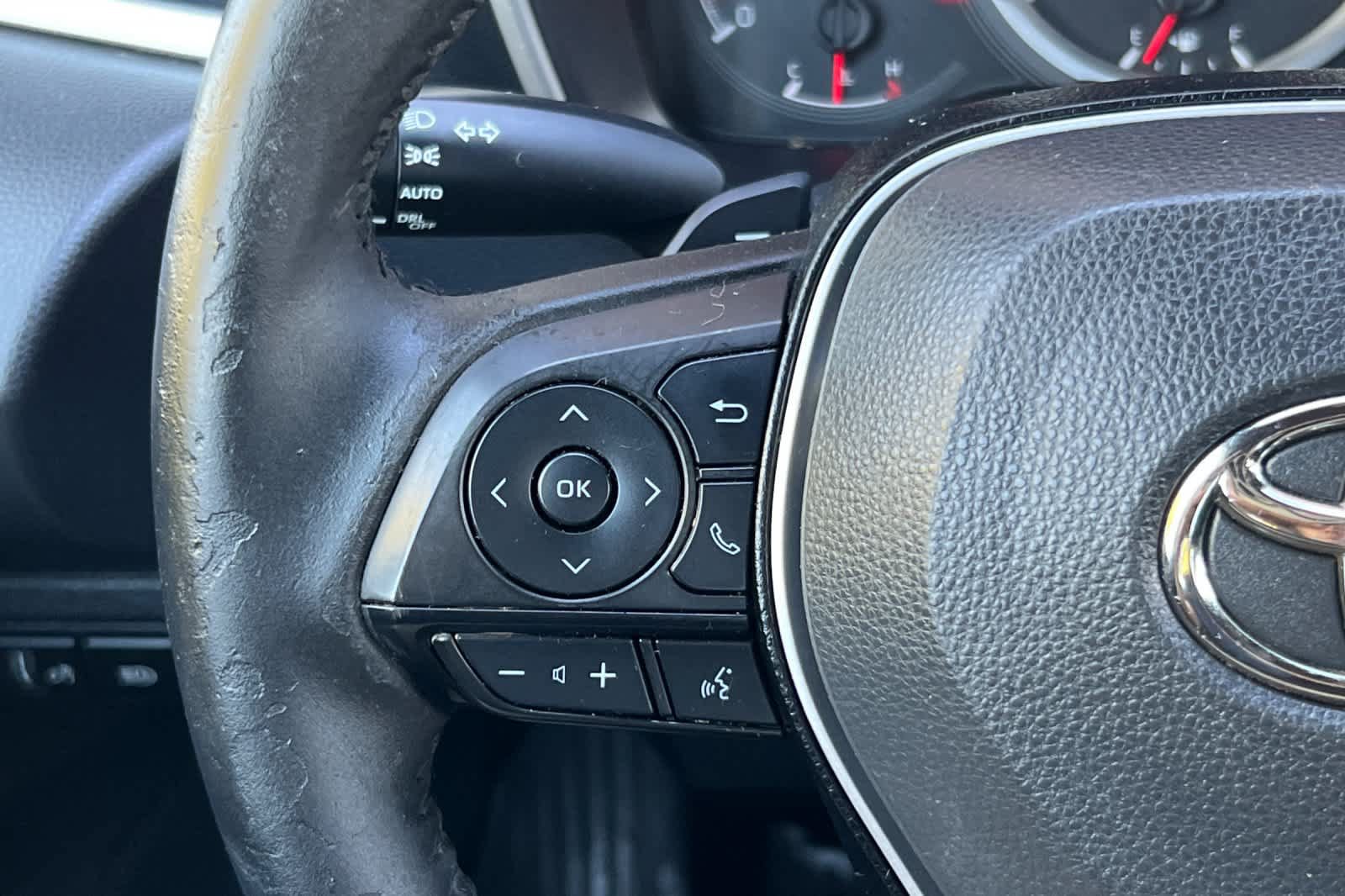 Used 2019 Toyota Corolla SE FWD image 25