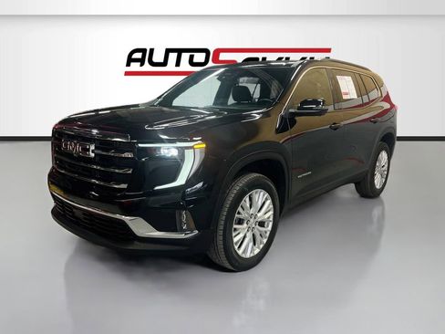 Used 2024 GMC Acadia Elevation AWD/4WD image 3