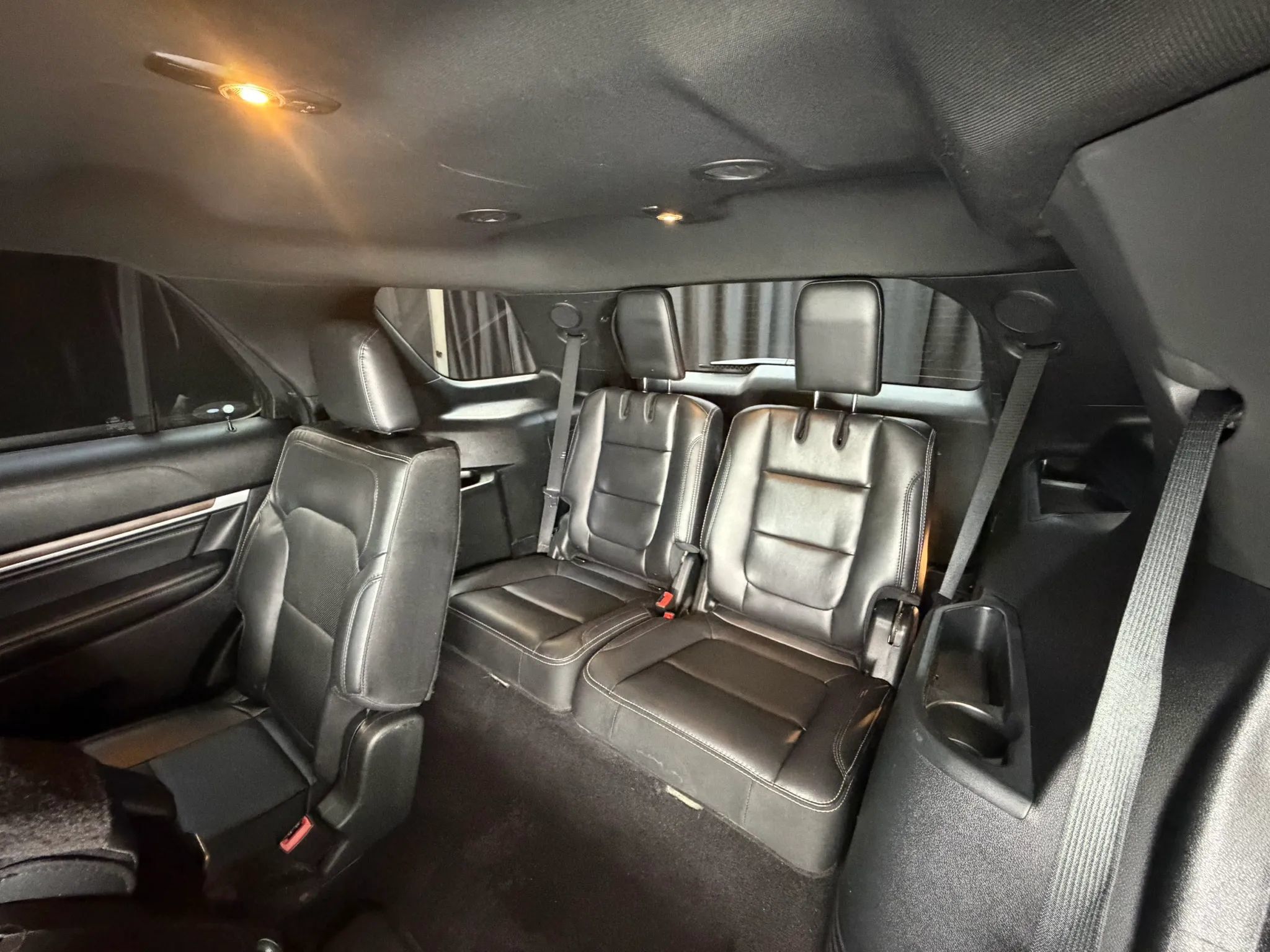 Used 2019 Ford Explorer Limited w/ Class III Trailer Tow Package FWD image 34