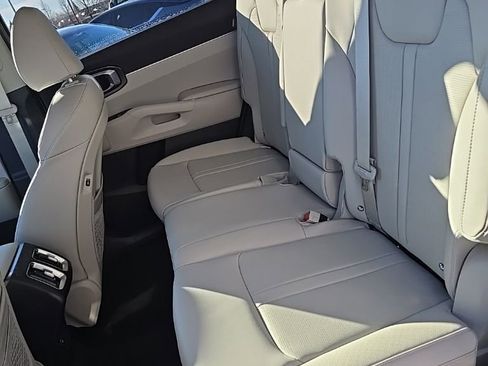 New 2026 Kia Sorento EX AWD/4WD image 14