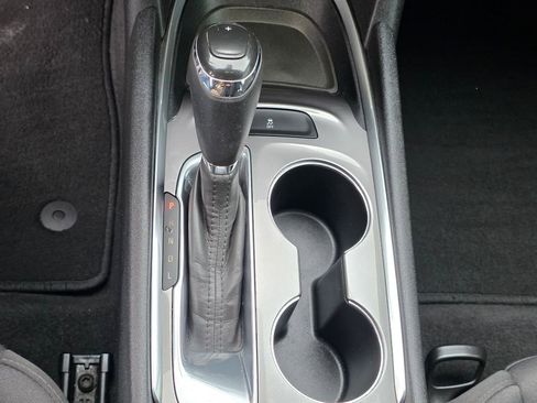 Used 2020 Chevrolet Malibu LT image 24