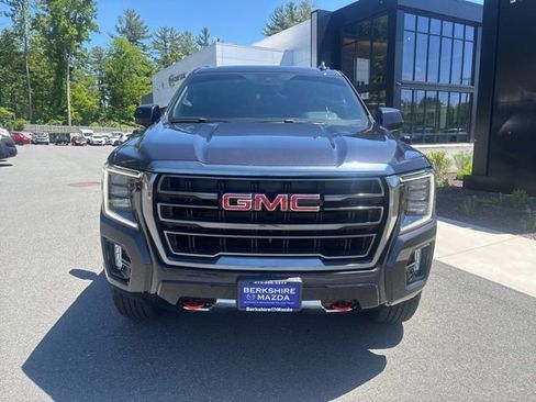 Used 2024 GMC Yukon XL AT4 AWD/4WD image 17