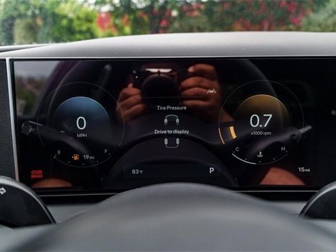 New 2025 Hyundai Santa Cruz SEL image 13