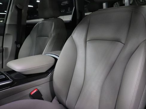 Used 2021 Audi Q7 3.0T Premium Plus w/ Premium Plus Package image 11
