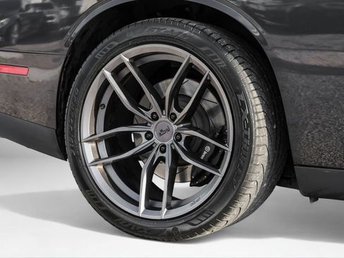 Used 2018 Dodge Challenger R/T Plus image 55