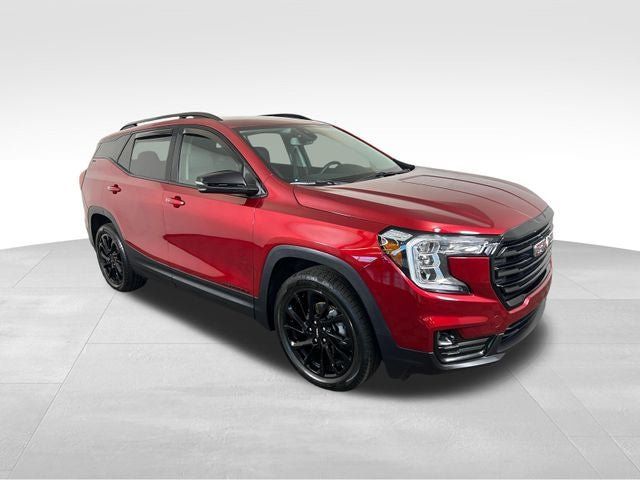 Used 2023 GMC Terrain SLT w/ Elevation Edition FWD image 7