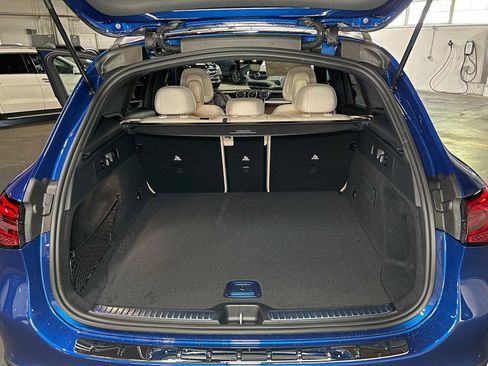 New 2025 Mercedes-Benz GLC 300 4MATIC image 16