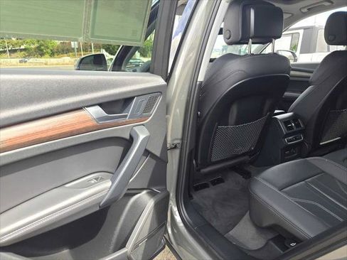 Used 2025 Audi Q5 2.0T Premium Plus w/ Premium Plus Package image 17