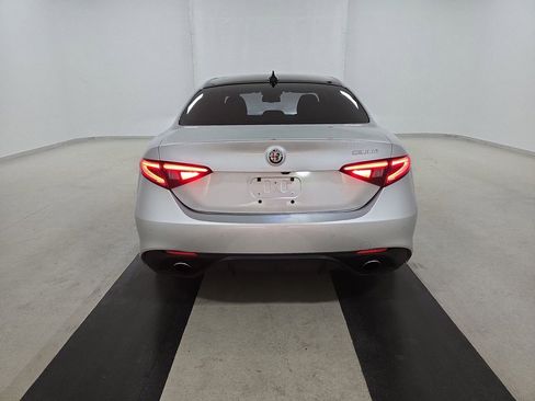 Used 2019 Alfa Romeo Giulia Ti Sport w/ Quick Order Package 22U Sport image 4
