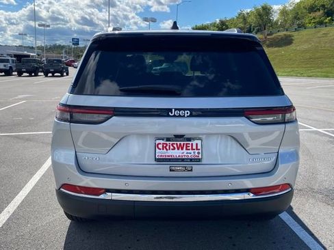 New 2025 Jeep Grand Cherokee Laredo X image 6