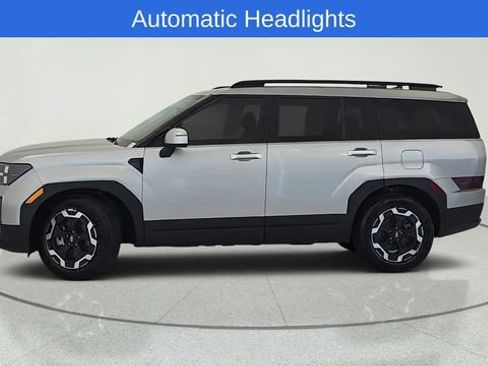 Used 2026 Hyundai Santa Fe SEL AWD/4WD image 2