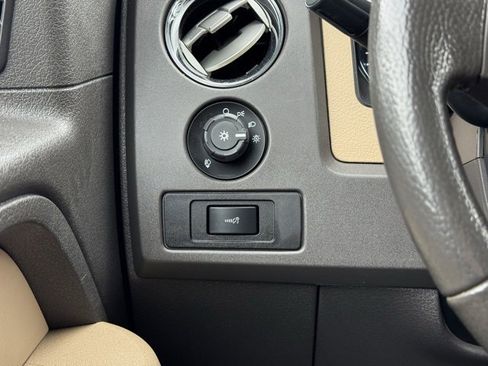 Used 2013 Ford F150 XLT w/ Luxury Equipment Group image 29