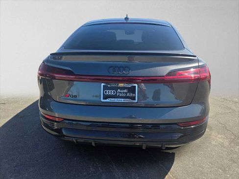 Used 2024 Audi Q8 e-tron Prestige w/ Prestige Package AWD/4WD image 4