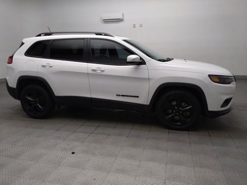 Used 2020 Jeep Cherokee Latitude Plus FWD image 11