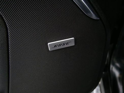 Used 2023 GMC Yukon XL Denali image 15