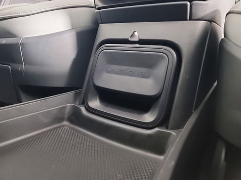 Used 2023 Rivian R1T Adventure image 31