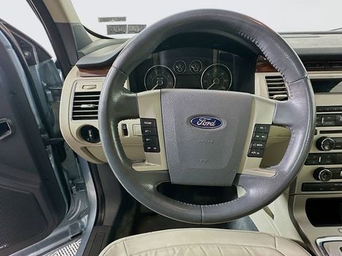 Used 2009 Ford Flex SEL image 11
