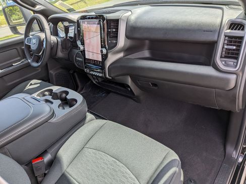 New 2025 RAM 2500 Tradesman image 28