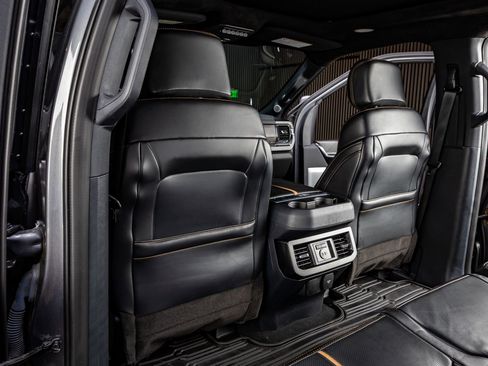 Used 2023 Ford F250 Platinum image 34