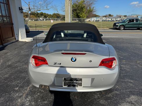 Used 2006 BMW Z4 3.0i image 31