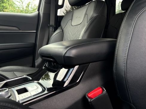 Certified 2024 Kia Telluride EX X-Line AWD/4WD image 23