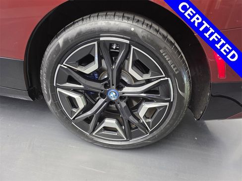 Used 2023 BMW iX M60 w/ Executive Package image 17
