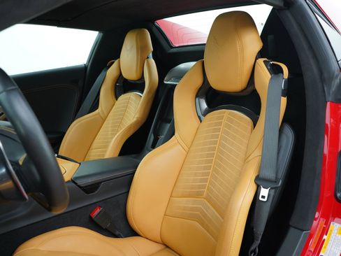 Used 2022 Chevrolet Corvette Stingray Premium Conv w/ Z51 Performance Package RWD image 30