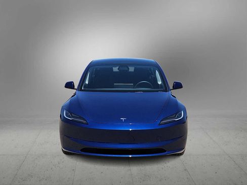 Used 2025 Tesla Model 3 RWD image 3