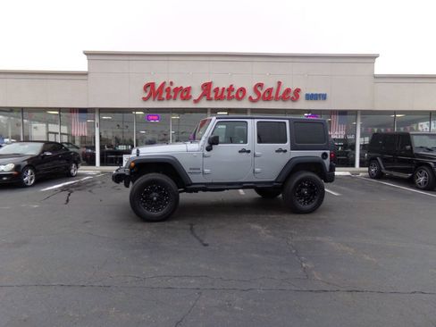 Used 2014 Jeep Wrangler Unlimited Sport w/ Quick Order Package 24S AWD/4WD image 1
