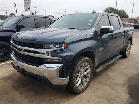 Used 2020 Chevrolet Silverado 1500 LT w/ Texas Edition image 11